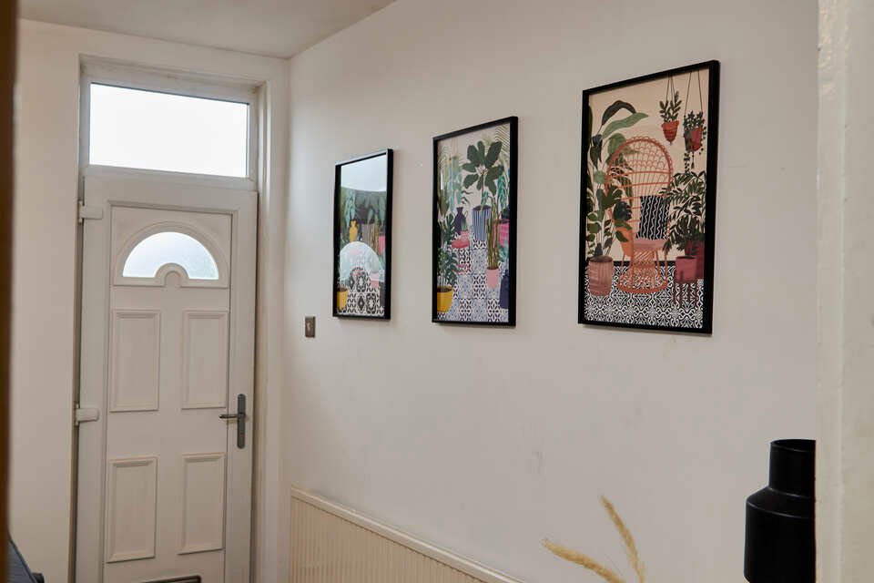 Hallway of house to rent Sheffield